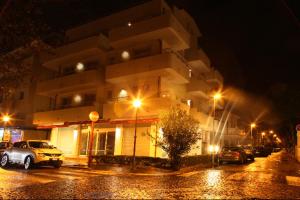 Budova, kde se aparthotel nachází