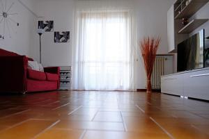 A television and/or entertainment centre at La Casina di Certaldo