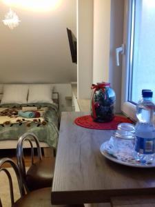 Posteľ alebo postele v izbe v ubytovaní Homestay Stróżówka