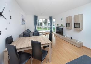 Kuchyňa alebo kuchynka v ubytovaní Apartmán Benedikt - soukromá zahrádka