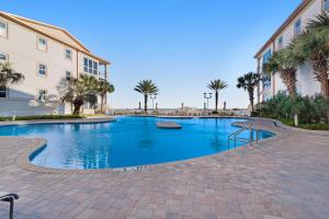 Gallery image of Beach Club 1502 in Pensacola Beach