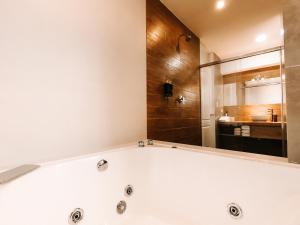 Bilik mandi di Muru Homely Hotel Cusco