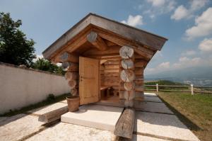 Afbeelding uit fotogalerij van B&B Campan in SantʼAnna dʼAlfaedo