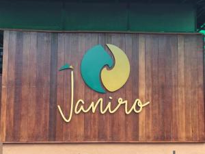 Certificato, attestato, insegna o altro documento esposto da Janiro Tea Trees Villas