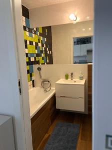 Kúpeľňa v ubytovaní Apartamenty Bursztynowe w Kołobrzegu Sun&Relax