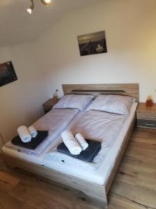 Łóżko lub łóżka w pokoju w obiekcie Appartement Müllner