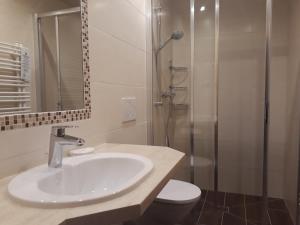 A bathroom at Gästehaus Pürstl-Kocher