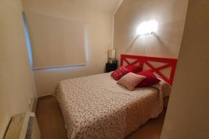Posteľ alebo postele v izbe v ubytovaní Miramar Ski a pie de pista - Atico 3 habitaciones y 2 Baños + 11 fotografií
