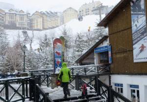 Miramar Ski a pie de pista - Atico 3 habitaciones y 2 Baños v zime