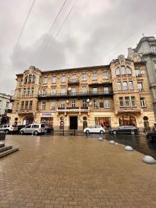 Foto da galeria de 3 rooms apartments in the city centr em Lviv