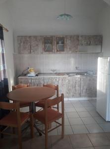Küche/Küchenzeile in der Unterkunft Apartments Vrša