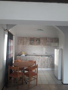 Küche/Küchenzeile in der Unterkunft Apartments Vrša