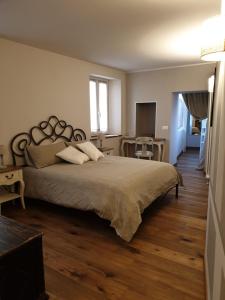 Postel nebo postele na pokoji v ubytování 1848 Chef's Rooms