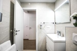 Koupelna v ubytování Dubrovnik Spectrum Rooms