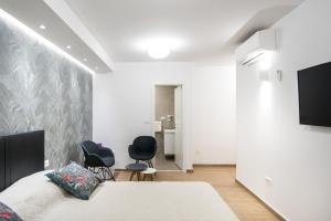 TV a/nebo společenská místnost v ubytování Dubrovnik Spectrum Rooms