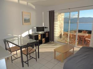 Afbeelding uit fotogalerij van Mini villa n2 in Olmeto