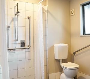 Koupelna v ubytování Azena Suites & Apartment
