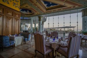 Restaurace v ubytování Royal Monte-Carlo Sharm Resort & SPA