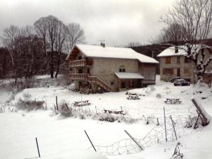 겨울의 Gîte La Morandière