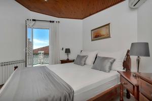 Fotografie z fotogalerie ubytování Apartments Čobrnić v Tučepi