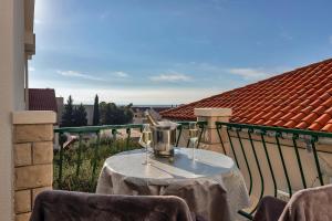 Fotografie z fotogalerie ubytování Apartments Čobrnić v Tučepi