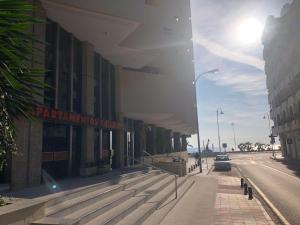 Fotografia z galérie ubytovania Estudio Luxury Primera Linea de Playa Almuñecar Parking Gratuito v destinácii Almuñécar