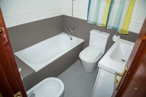 Koupelna v ubytování Apartamento Reus 1 - Parking gratuito + 13 fotografií