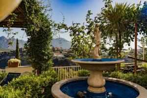 Un jardín fuera de Ravello View