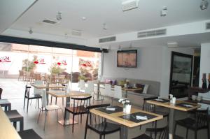 Restoranas ar kita vieta pavalgyti apgyvendinimo įstaigoje Eco Alcalá Suites