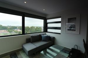 Ein Sitzbereich in der Unterkunft The Branksome Hotel & Residences