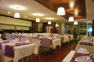 Ресторант или друго място за хранене в Alba Hotel
