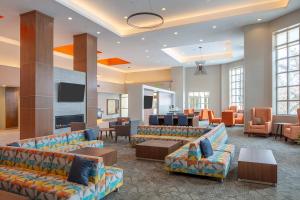 Posezení v ubytování Collegian Hotel & Suites, Trademark Collection by Wyndham