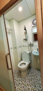 Vonios kambarys apgyvendinimo įstaigoje New hoover hostel