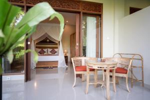 Posezení v ubytování Nata Ubud