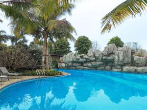 Басейн в Vignette Collection Haikou Yatter Hotel by IHG або поблизу