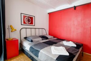 Lova arba lovos apgyvendinimo įstaigoje LE-Style! Top-Galerie-Studio Bauhaus-Stil