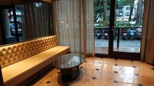 Posezení v ubytování Deja Vu Hotel