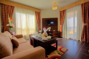 Posezení v ubytování Porto South Beach by Amer Group - Families only