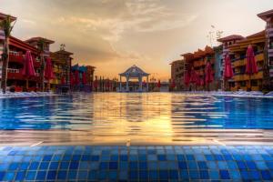 Bazén v ubytování Porto South Beach by Amer Group - Families only nebo v jeho okolí