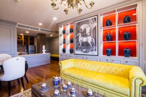 Posezení v ubytování TTC Hotel - Ngoc Lan