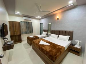 Gallery image of HOTEL DIVINE in Mumbai