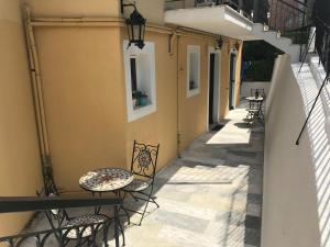 Balkón alebo terasa v ubytovaní Schönes Familienappartement in Pelekas, Corfu mit Meerblick