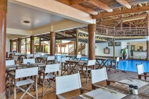 Restaurace v ubytování Kena Beach Hotel