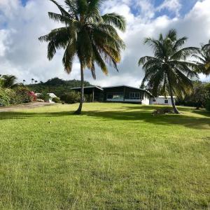 Jardí fora de Romantic Cottage