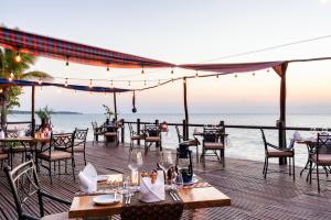 En restaurant eller et andet spisested på Anantara Bazaruto Island Resort