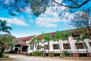 Gallery image of Tak Andaman Resort & Hotel in Tak