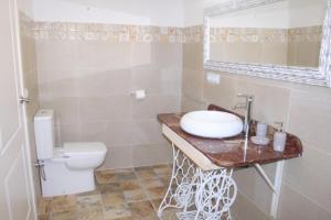 Ein Badezimmer in der Unterkunft SWEET HOUSE