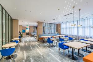 Holiday Inn Express Xi'an Ancient Town West, an IHG Hotel 레스토랑 또는 맛집