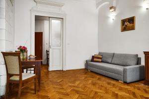Posedenie v ubytovaní Krakow For You Budget Apartments