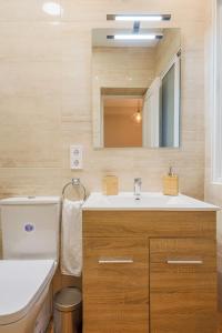 Kúpeľňa v ubytovaní EXCLUSIVO APT 2 HAB-2 BAÑOS-LUMINOSO ↑ CALIDADES